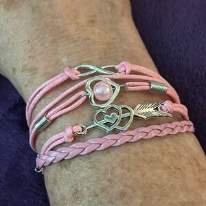 🆕Pretty lt. pink bracelet with silver decorations and findings. Adjustab…